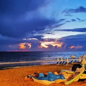 2-bedroom Near Beach And Golden Mile , Playa de las Americas (Tenerife) Spagna